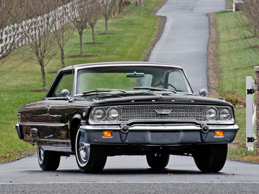  Ford Galaxie 500 R-Code Fastback Hardtop 1963 года  (фото 1 из 21)